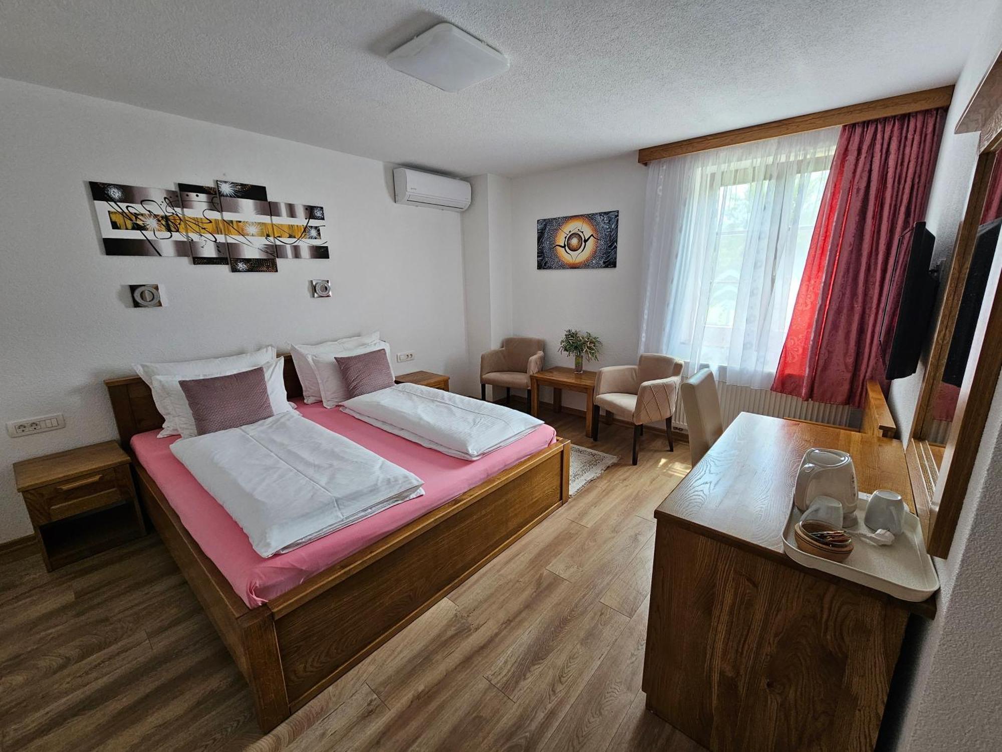 ปันซิออน เบรซา Hotel พลิตวิชกา เยเซรา ภายนอก รูปภาพ